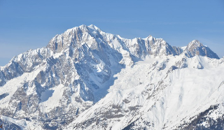 Precipita sul Monte Bianco, morto scialpinista piemontese